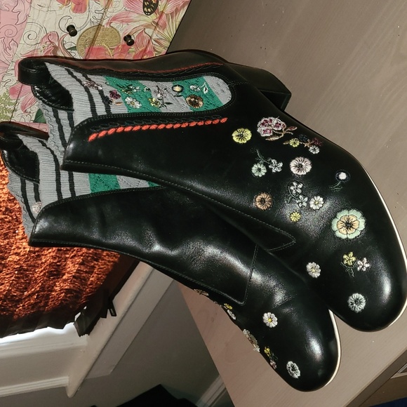 Fendi Leather Printed Chelsea Boots Black - Picture 2 of 7